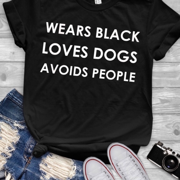 wears black loves dogs avoids people - Picture 1 of 1